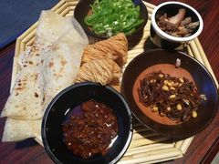 -唐山宴百姓府邸院落中餐