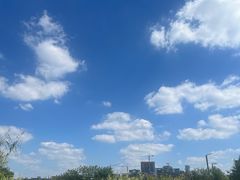 -南京眼步行桥