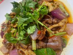 -冯烫烫跷脚牛肉·川菜小馆(武胜西街店)
