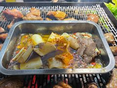 -胡四哥特色火盆烧烤(一分店)