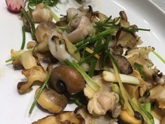 葱油鸟贝-品味居·首店·大连鲜活海鲜大连菜(东港店)