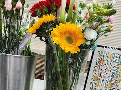 -天津波士信达奔驰4S店(卫津南路店)