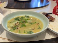 -沪华海鲜大酒楼(南汇店)