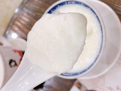 双皮奶-周大娘牛乳(旧寨古村总店)