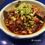 可以搞点排队小吃什么的不然太无聊了等的