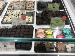 -VENCHI 闻绮(北京国贸商城店)