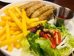 -mordew加州日记西餐&小酒馆(新天地店)