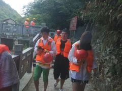 -将军关探险漂流