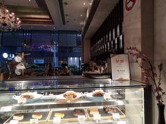 -香榭大堂吧 Champs-Elysées Bar(上海南新雅皇冠假日酒店)