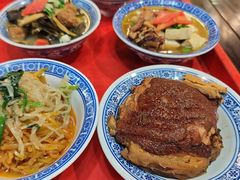 -蓝田九大碗民俗食府(蓝田店)