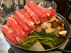 部队锅-MI WU FACTORY米屋美食工厂餐厅(绿地店)