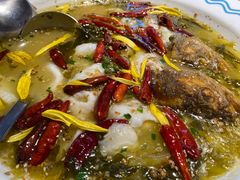 老坛酸菜活鱼-花椒俏川菜小馆(南海万达店)