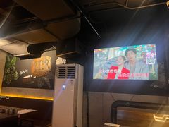 -麦凯伦烧烤·精酿超级工厂店(金桥总店)
