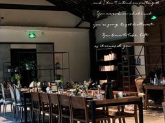 -喜洲吧·江畔老船厂·庭院餐厅(喜临院店)