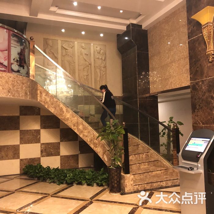 闲悦印象养生足浴酒店