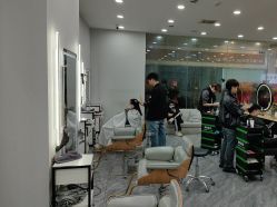 点击看大图 -藤野造型烫染·漂发