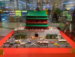 -乐高授权专卖店(朝阳大悦城店)