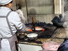 -正宗杨记普洱酸醋米线(总店)