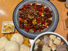 辣子鸡-金莹丸子汤清真(朝外SOHO店)