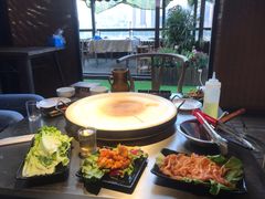 -冰冰龙虾·江湖菜·花园江景餐厅