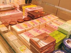 -好利来(清华南门店)
