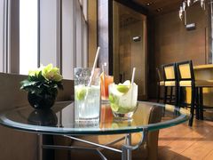 -The lounge 柏悦酒店大堂酒廊(上海环球金融中心店)