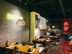 大堂-湘里乡亲甲王二老店