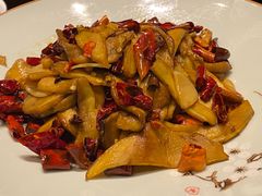 -大理实力希尔顿酒店御璽中餐厅YUXI – CHINESE RESTAURANT