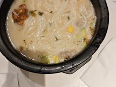 -鸡汤过桥·过桥米线