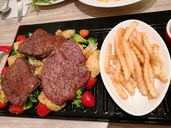 -必胜客(东大桥店)