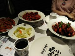 -龙巢盱眙龙虾·牛蛙·烧烤宵夜(八卦岭店)