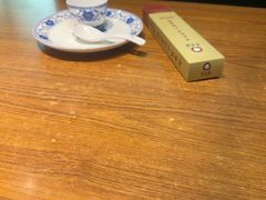 -方国老头包子·39年威海本地老字号•小船海鲜疙瘩汤