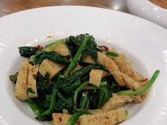 -清真·玛丽亚新疆菜主题餐厅(浙江中路店)