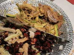 -小鱼小牛·鱼牛干锅·脆鱼火锅(世欧广场店)