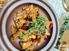 -小董哥烤串·爆汁大油边(故宫店)
