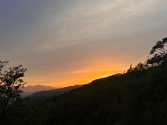 -鬼笑石后山停车场