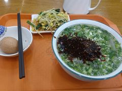 -穆芳阁兰州纯汤牛肉面(西安总店)