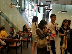 大堂-星巴克臻选(济南恒隆店)