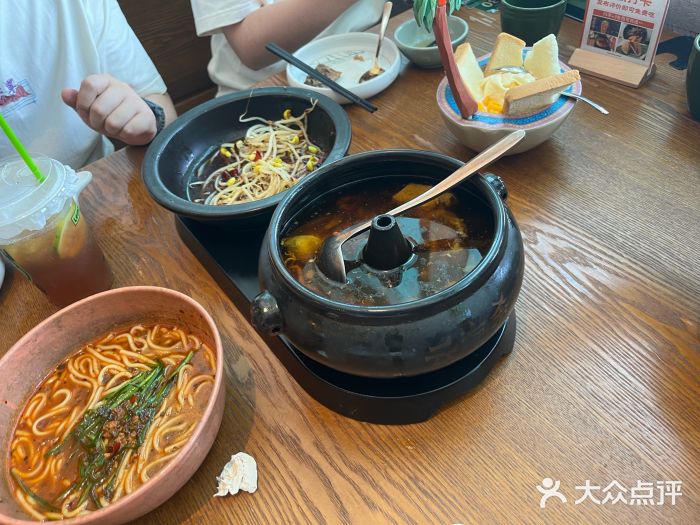 云海肴·汽锅鸡·云南菜(苏州中心店)图片