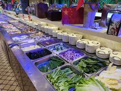 自助取餐区-阪尚皇·原切牛排·烤肉火锅自助(北京路店)