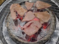-山川小町·极番烧肉(新地假日广场店)
