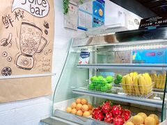 -果之满满鲜榨果汁(美罗城店)