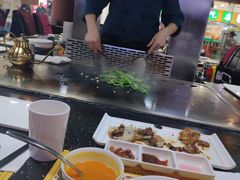 -利昂法式铁板主题餐厅(新奥购物中心店)