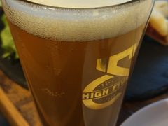 -HIGH FIVE哈福手工汉堡(桂林路店)