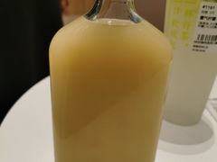 霸气柠檬油柑-奈雪的茶(优特汇店)