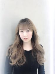 -变画·发型STUDIO