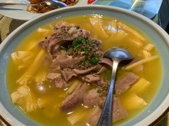 -铜锣湾·有麝自然香(重庆新天地店)