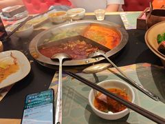 -廖掌柜·重庆鲜货火锅(上海首店)