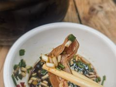 -陆师傅砂锅烫菜(圆通街店)