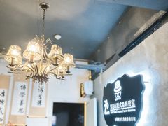 -荒岛实景沉浸密室(江汉路1店)